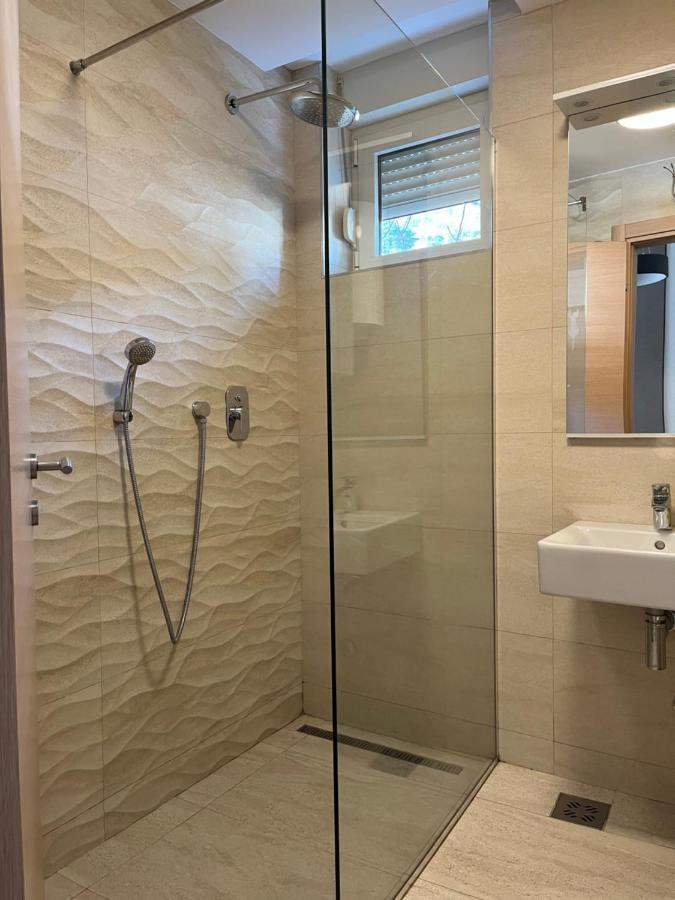 Atina Apartment, City Centre Budva ,Luxurious, Bright, Parking 外观 照片