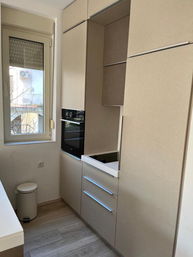 Atina Apartment, City Centre Budva ,Luxurious, Bright, Parking 外观 照片