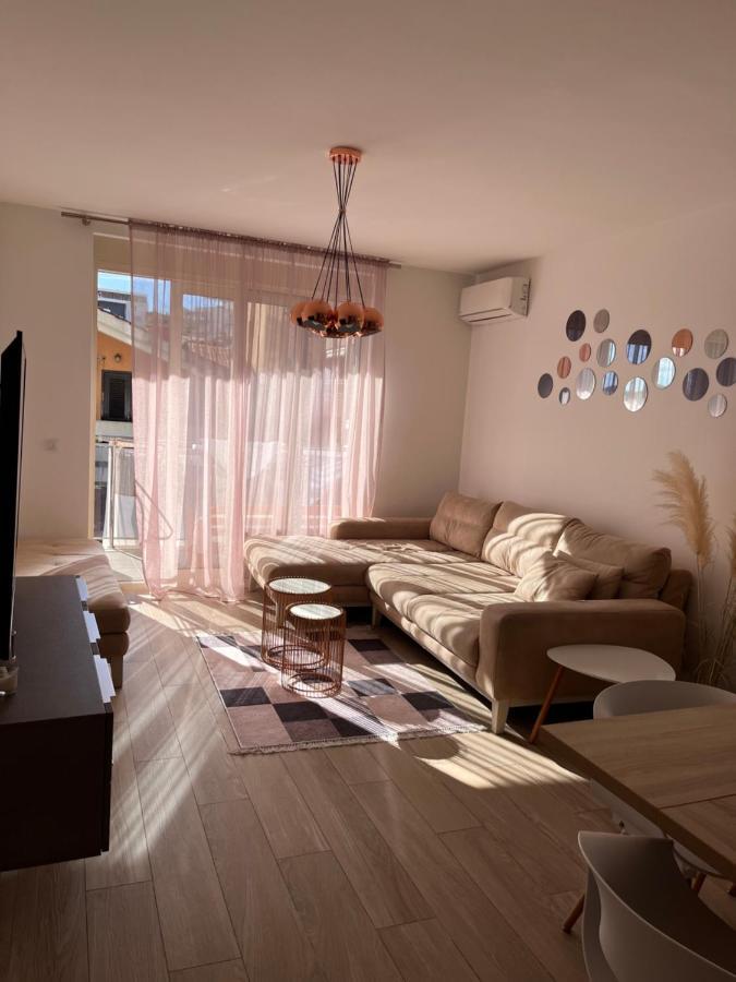 Atina Apartment, City Centre Budva ,Luxurious, Bright, Parking 外观 照片