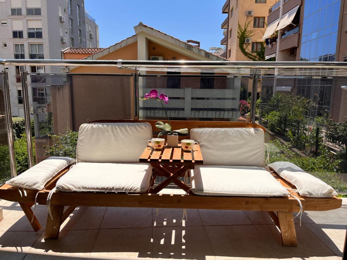 Atina Apartment, City Centre Budva ,Luxurious, Bright, Parking 外观 照片